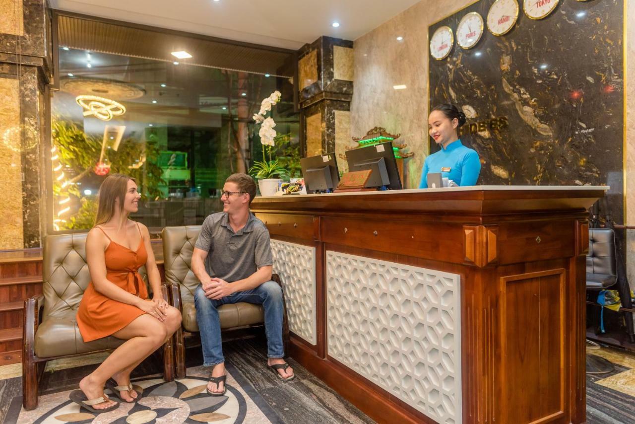 Orchide'es Hotel Da Nang Buitenkant foto